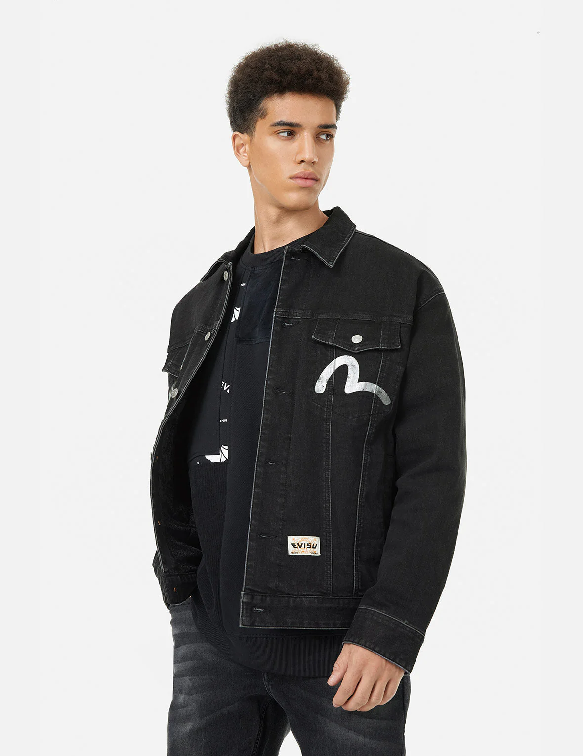 Graffiti-Style Daicock Print Loose Fit Denim Jacket - Image 6