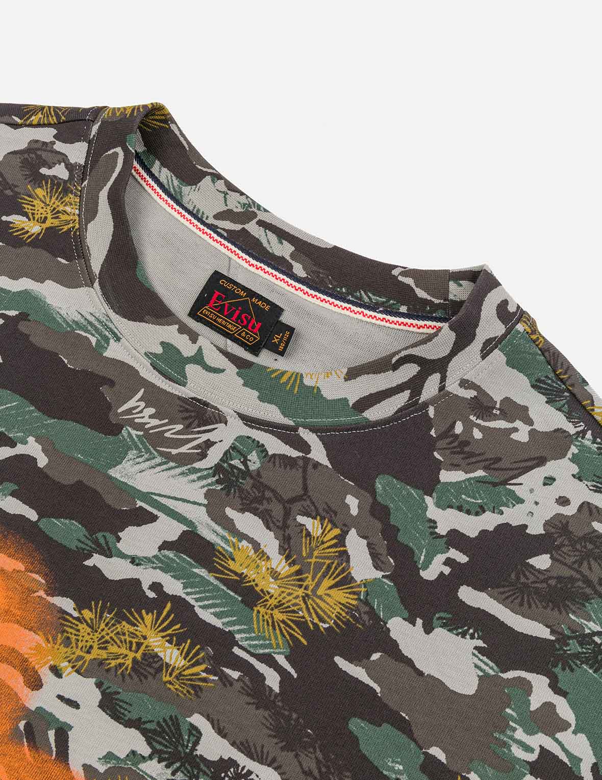 Graffiti-Style Seagull and Logo Print Relax Fit T-Shirt - Image 29