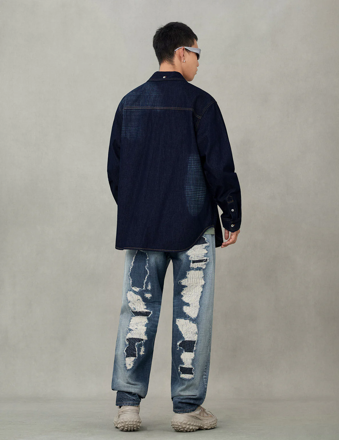 Handbrush Houndstooth Print Relax Fit Denim Shirt - Image 6