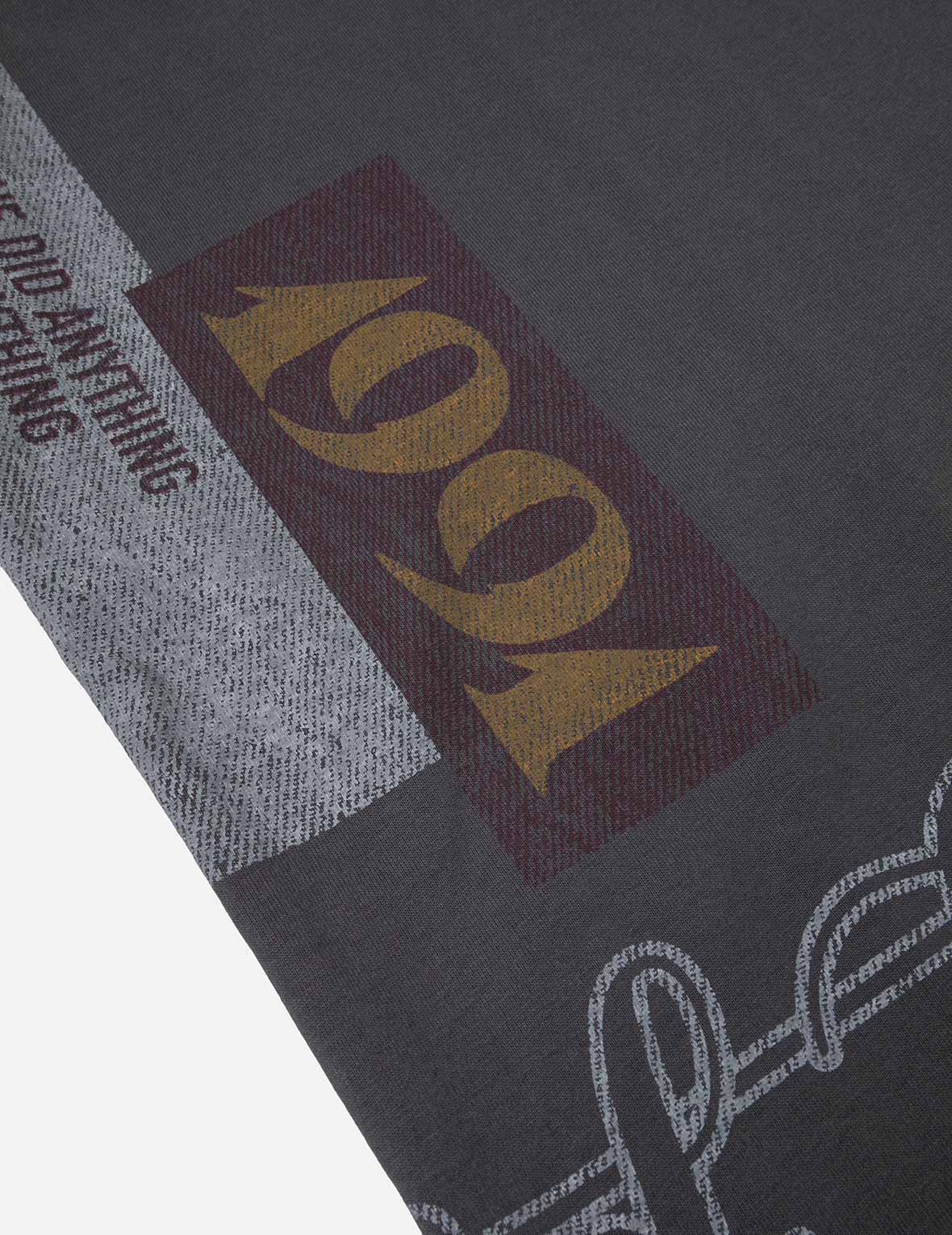 Henohenomohe Godhead and Logo Regular Fit T-shirt - Image 7