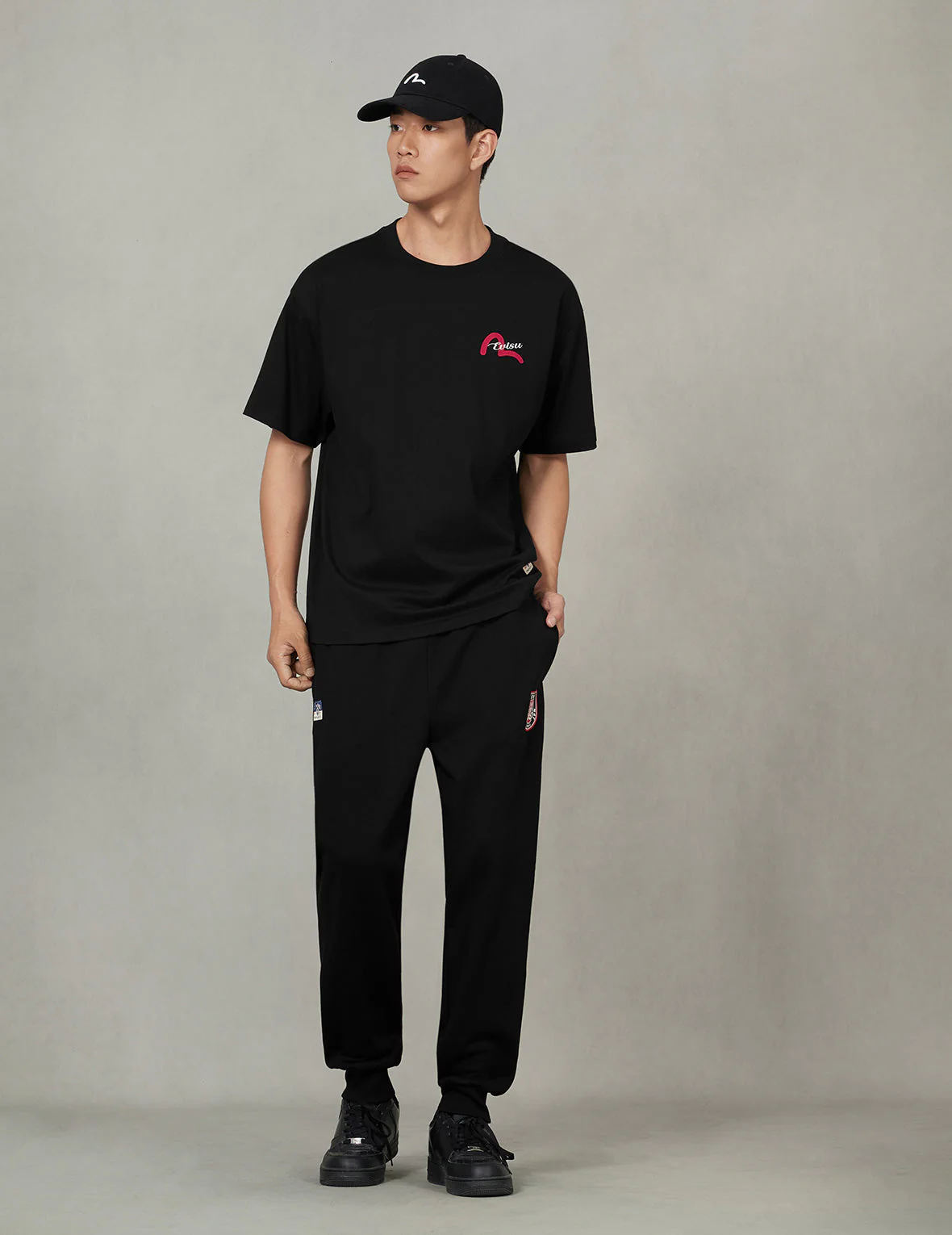 Henohenomohe Godhead Embroidery Relax Fit T-Shirt - Image 9