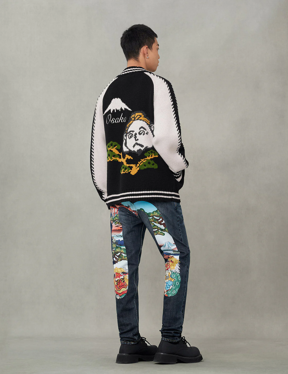 Henohenomohe Godhead Intarsia Knit Relax Fit Cardigan - Image 11
