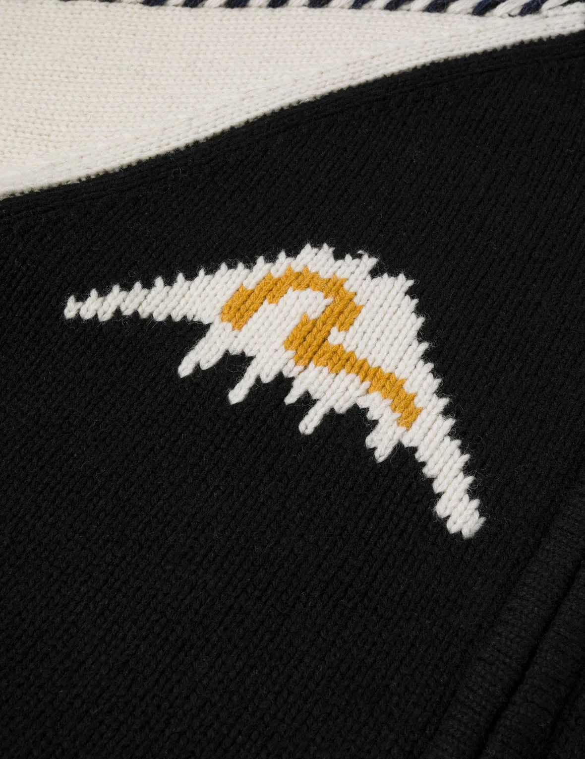 Henohenomohe Godhead Intarsia Knit Relax Fit Cardigan - Image 18