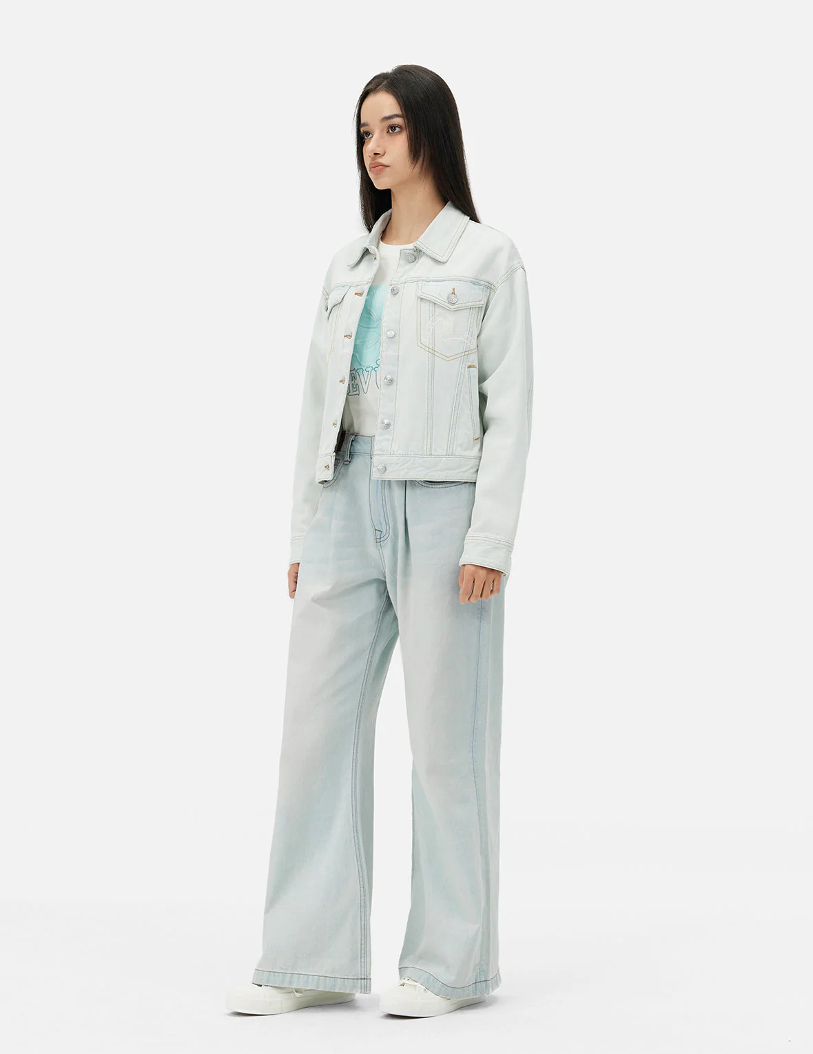 Hummingbird and Magnolia Embroidery Loose Fit Quilted Denim Jacket - Image 3