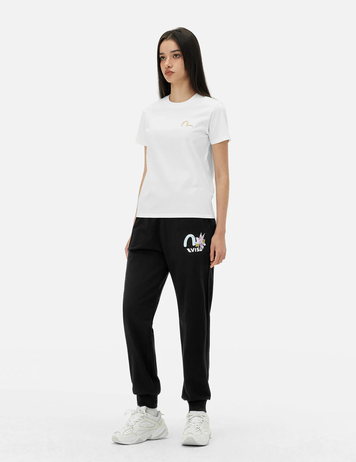 Hummingbird and Magnolia Print Regular Fit T-shirt - Image 3