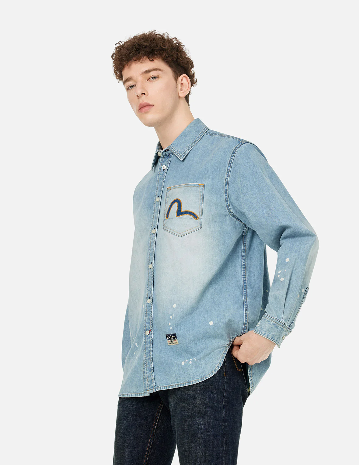 Inserted Seagull Embroidery Relax Fit Denim Shirt - Image 11