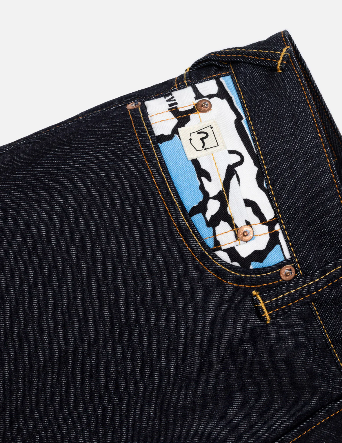 Ishigaki Camouflage Inserted Daicock Regular Fit Denim Shorts - Image 9
