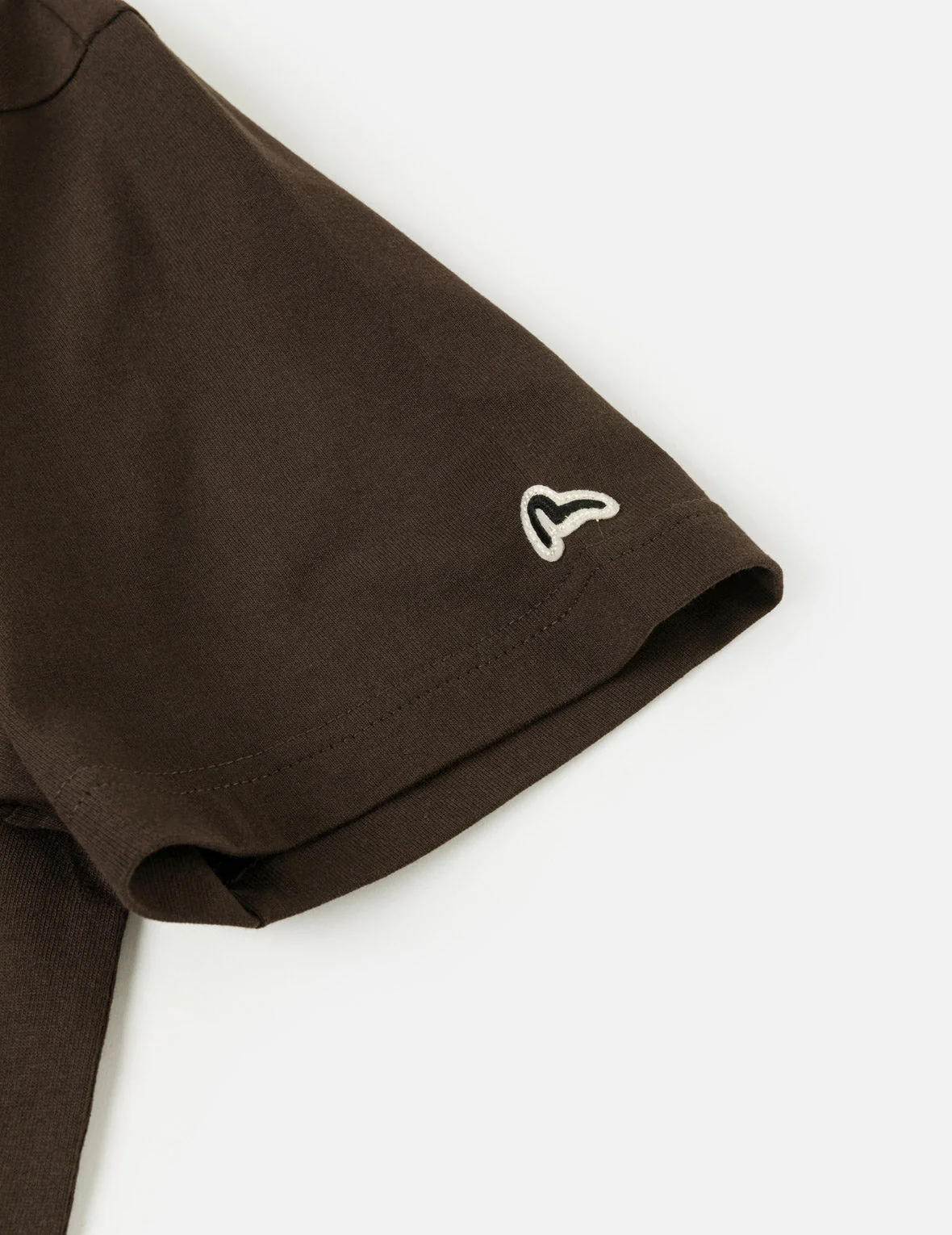 Japanese Logo Embroidery Pocket T-shirt - Image 20