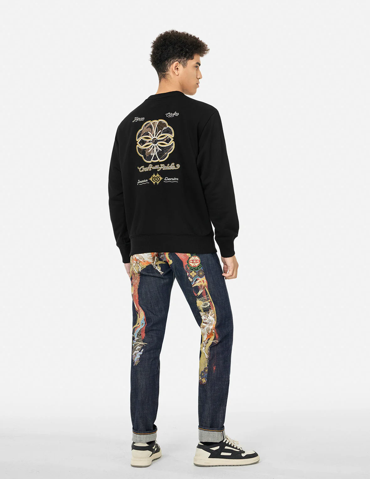 Kamon and Logo Brocade Applique Relax Fit Sweatshirts - Image 5
