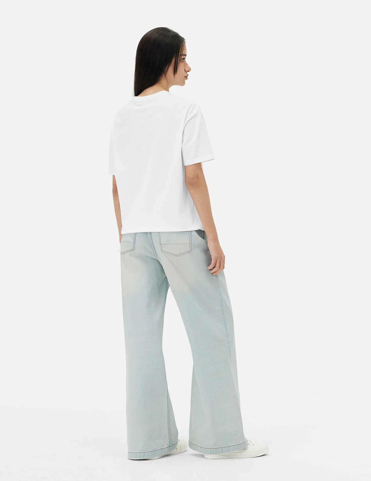 Kamon and Logo Embroidery Oversized T-shirt - Image 4