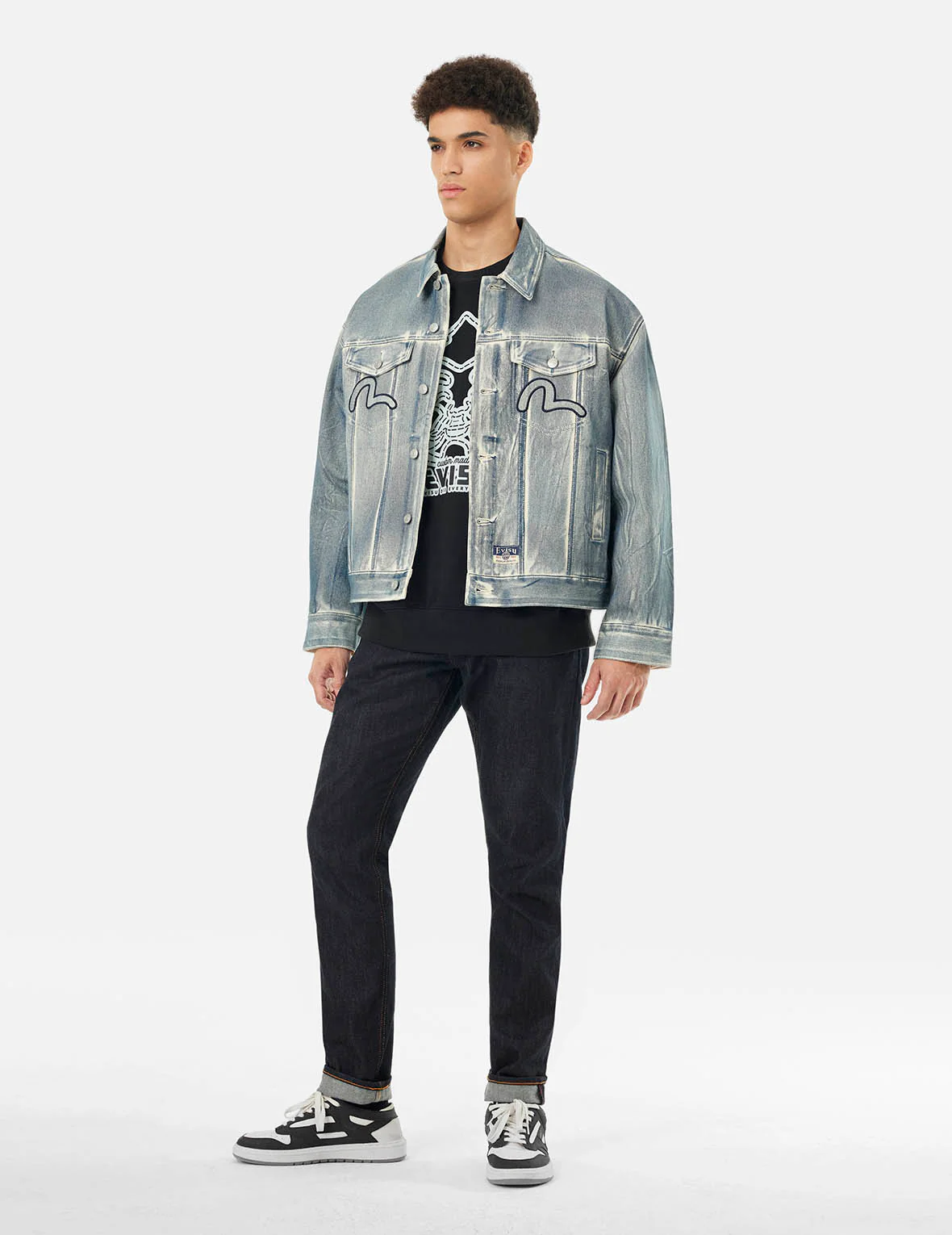 Kamon and Seagull Appliqué with Rubbing Print Fashion Fit Denim Jacket - Image 4