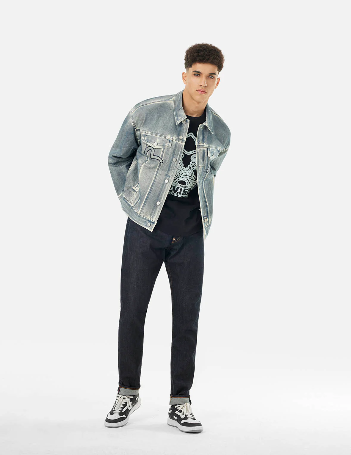 Kamon and Seagull Appliqué with Rubbing Print Fashion Fit Denim Jacket - Image 6