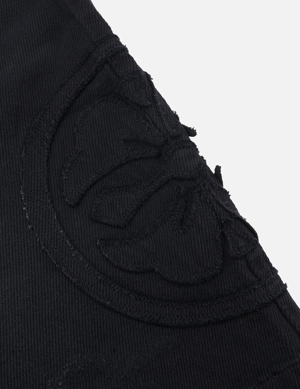 Kamon Appliqué Fashion Fit Denim Shorts - Image 8