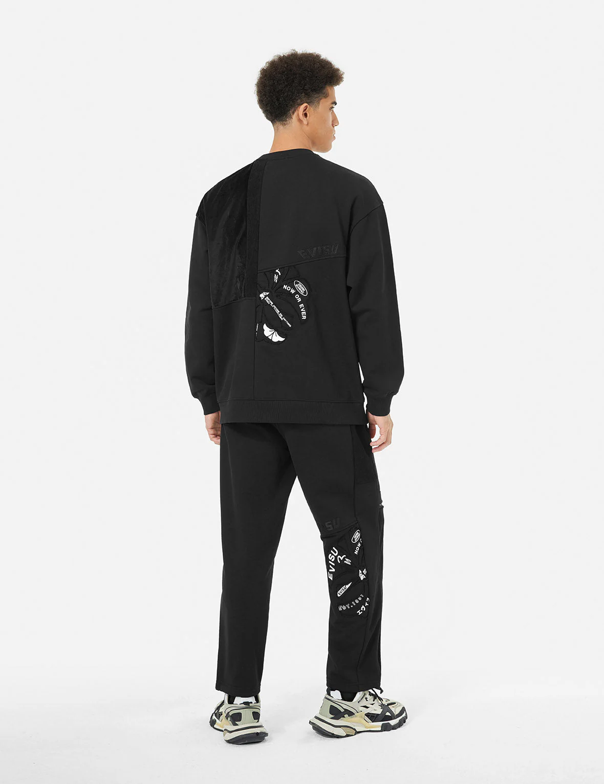 Kamon Appliqué Patchwork Loose Fit Sweatpants - Image 4