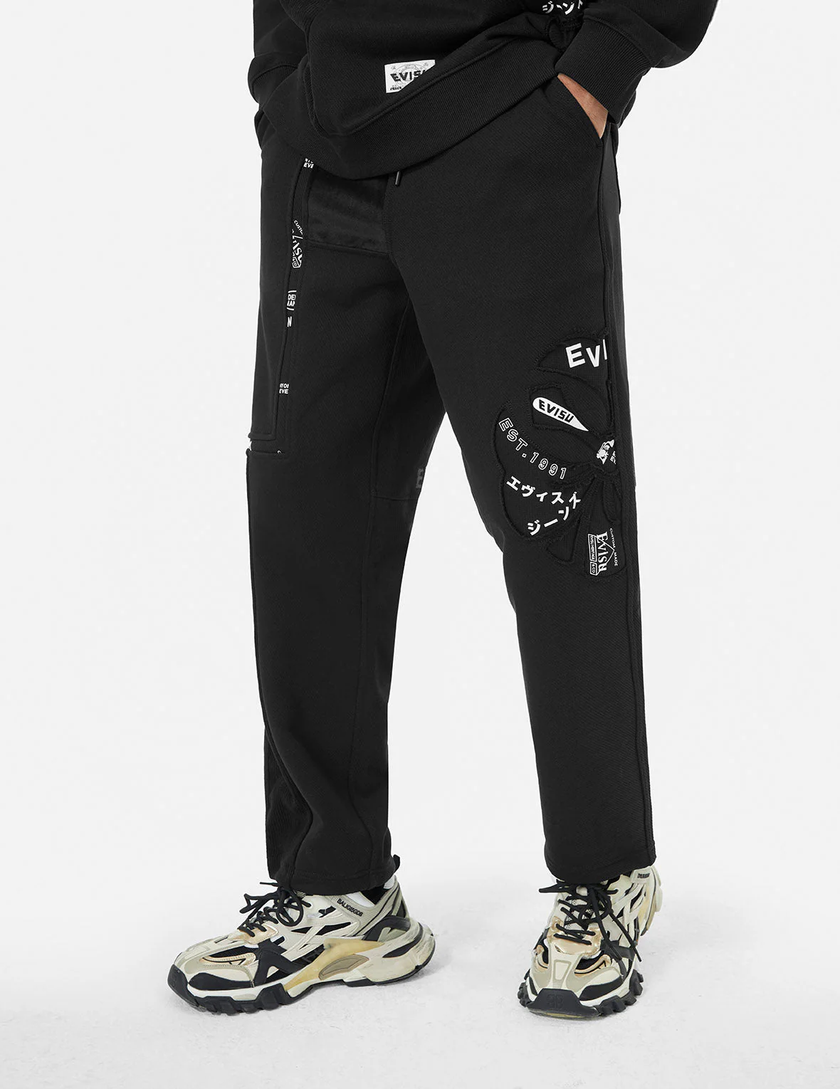 Kamon Appliqué Patchwork Loose Fit Sweatpants - Image 5