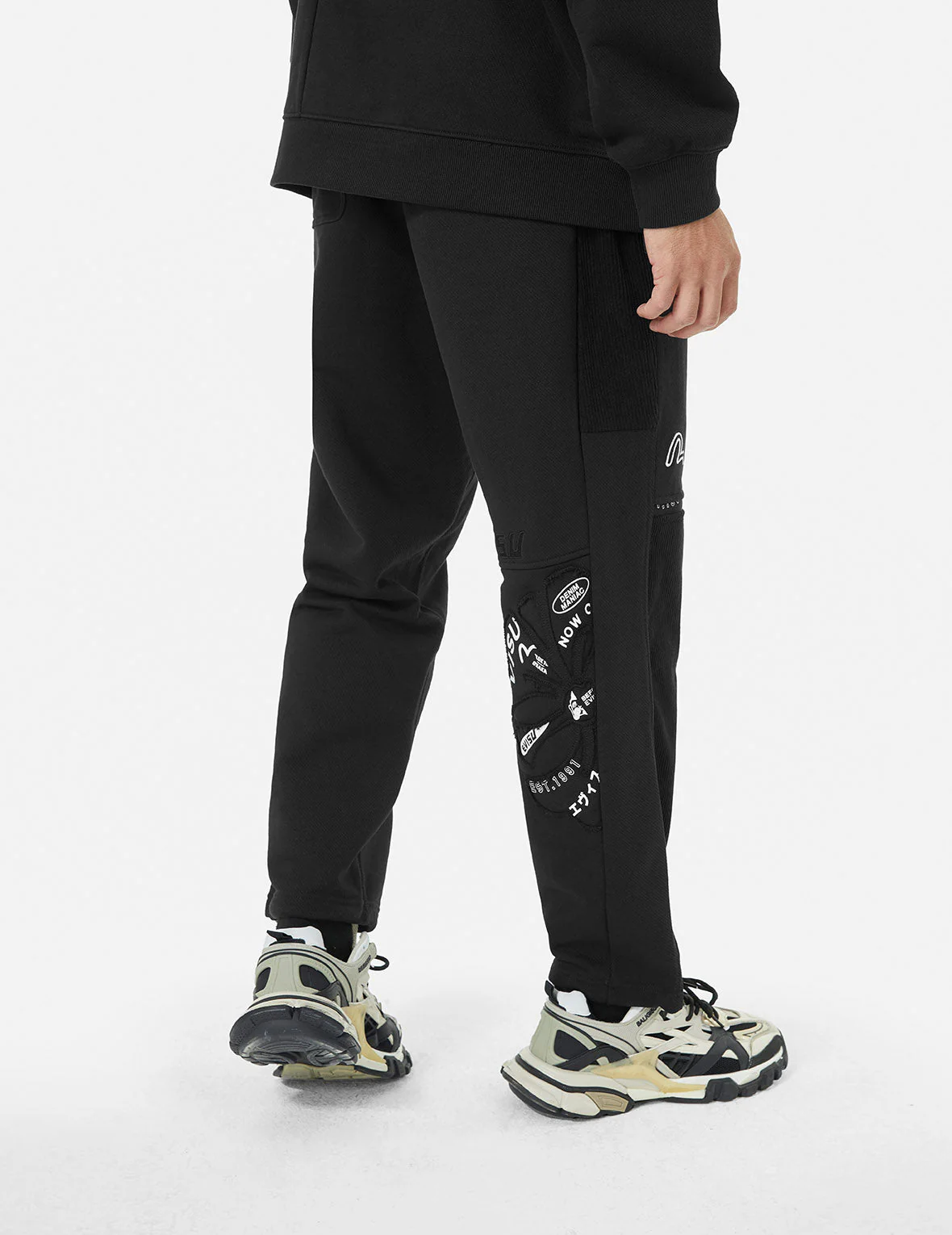 Kamon Appliqué Patchwork Loose Fit Sweatpants - Image 6