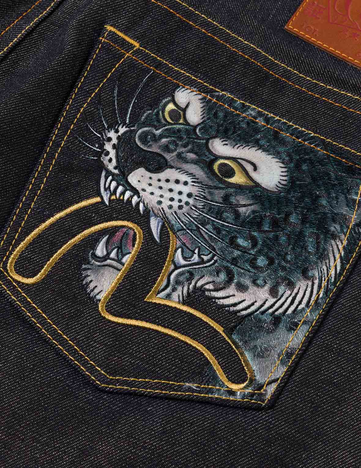 Leopard Pocket Embroidery Denim Shorts - Image 7