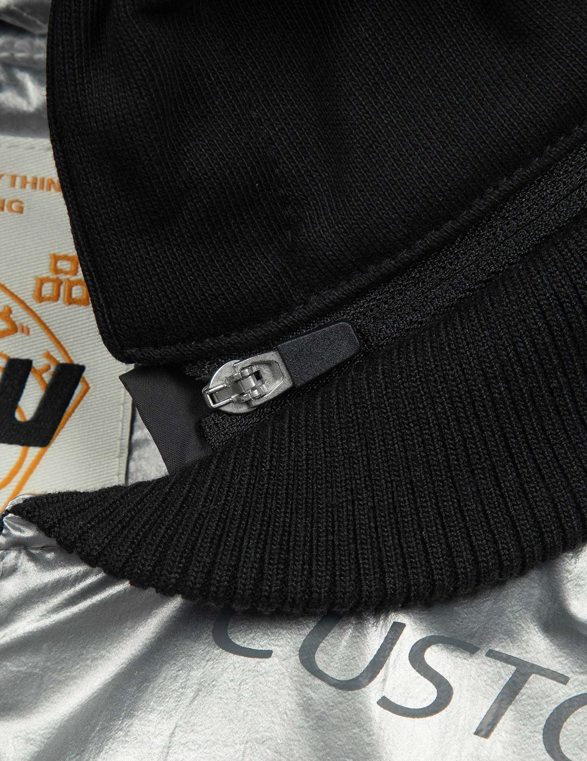 Logo and Kamon Print Bomber Down Jacket - Image 10