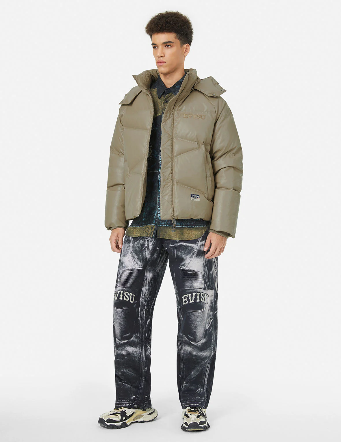 Logo and Seagull Applique Fashion Fit Down Jacket - Image 4