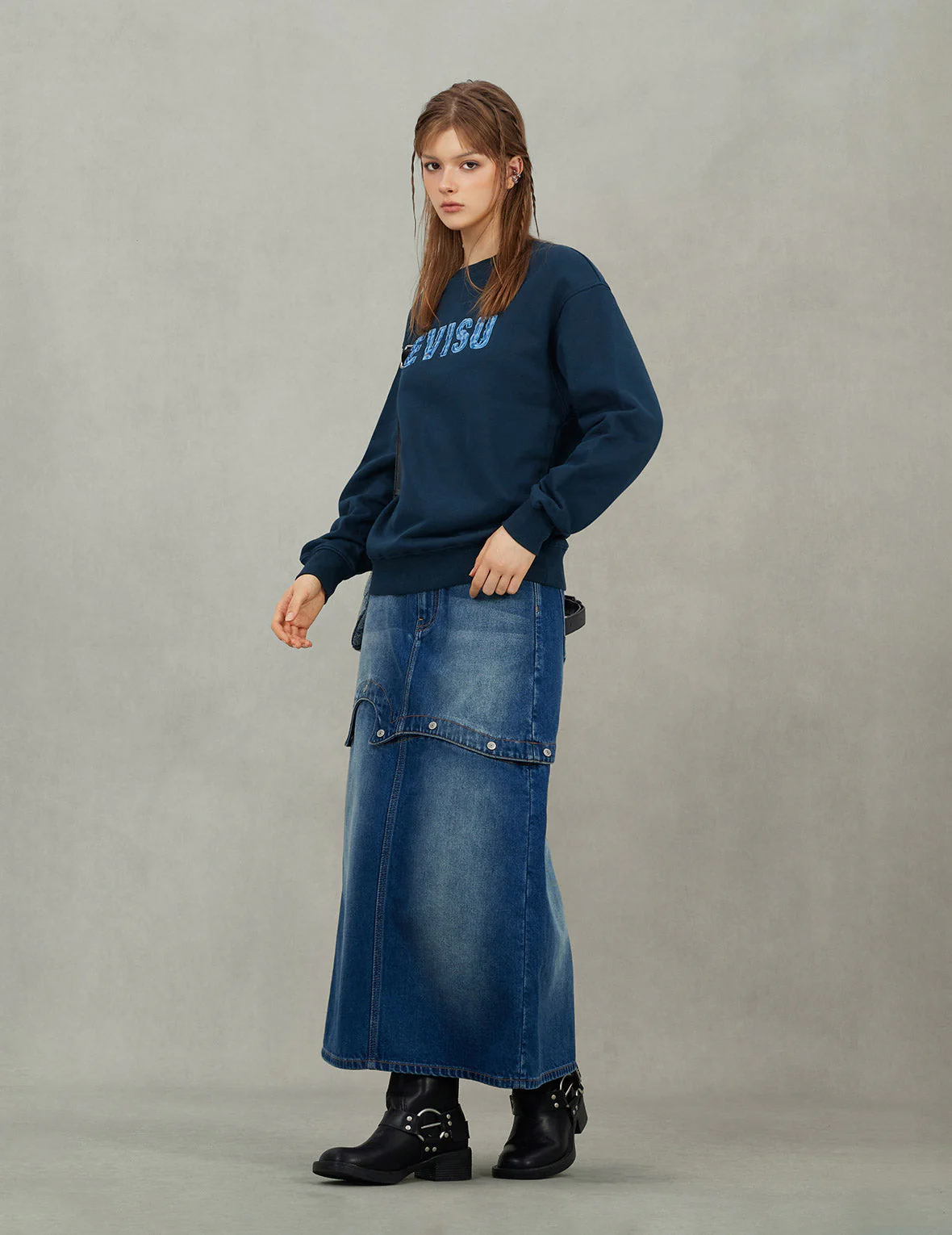 Logo Embroidery Oversized Sweatshirt - Image 5