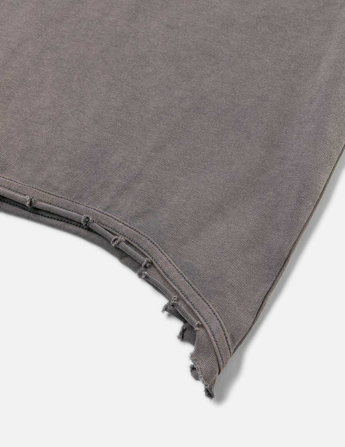 Logo Print and Distressed Detail Fashion Fit T-Shirt - Image 19