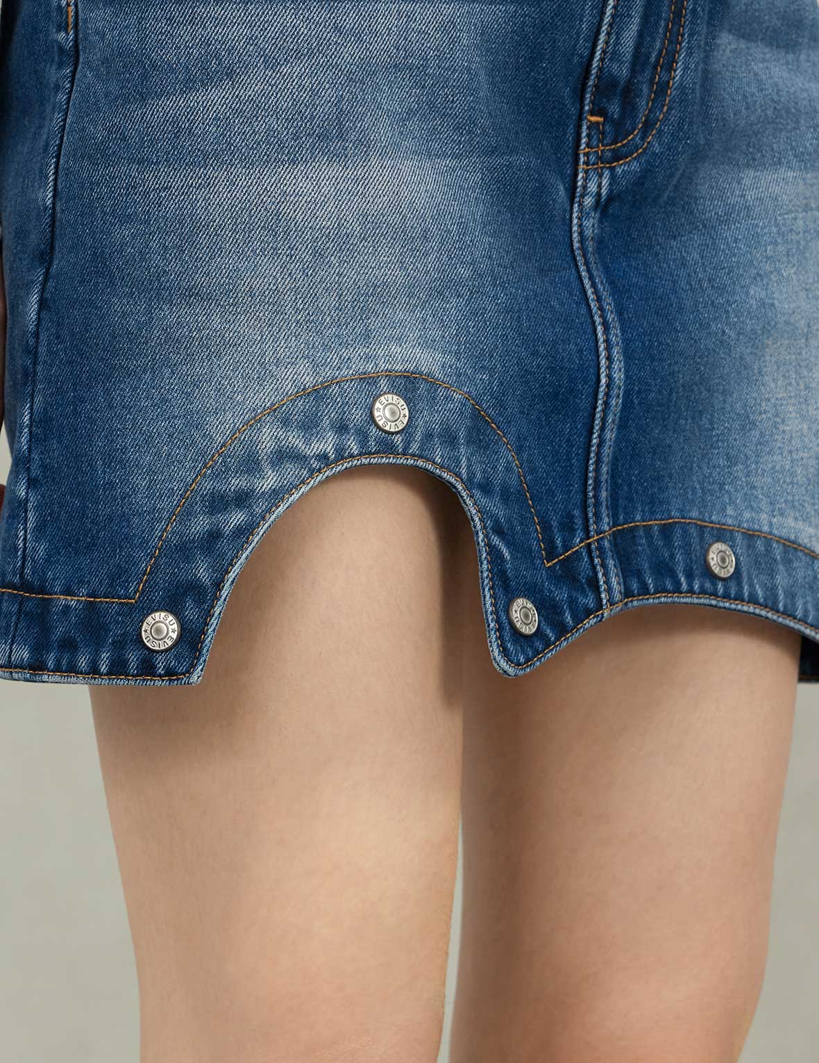 Logo Print Fashion Fit Detachable Denim Skirt - Image 7