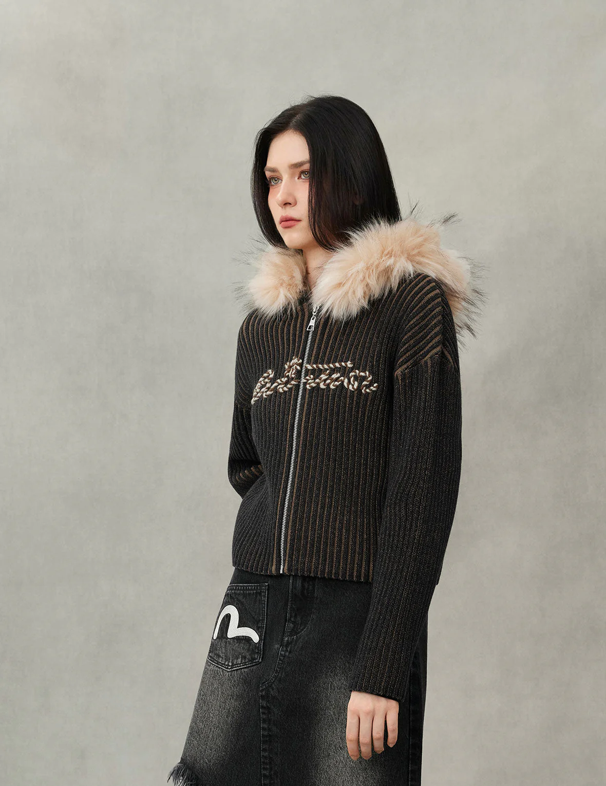 Logo Rope Embroidery Regular Fit Knitted Jacket with Hooded - Image 7