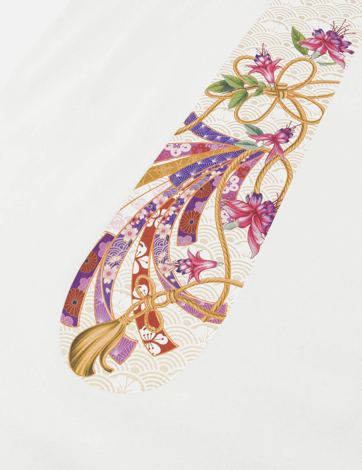 Magnolia and Knots Daicock Print Boyfriend T-shirt - Image 11