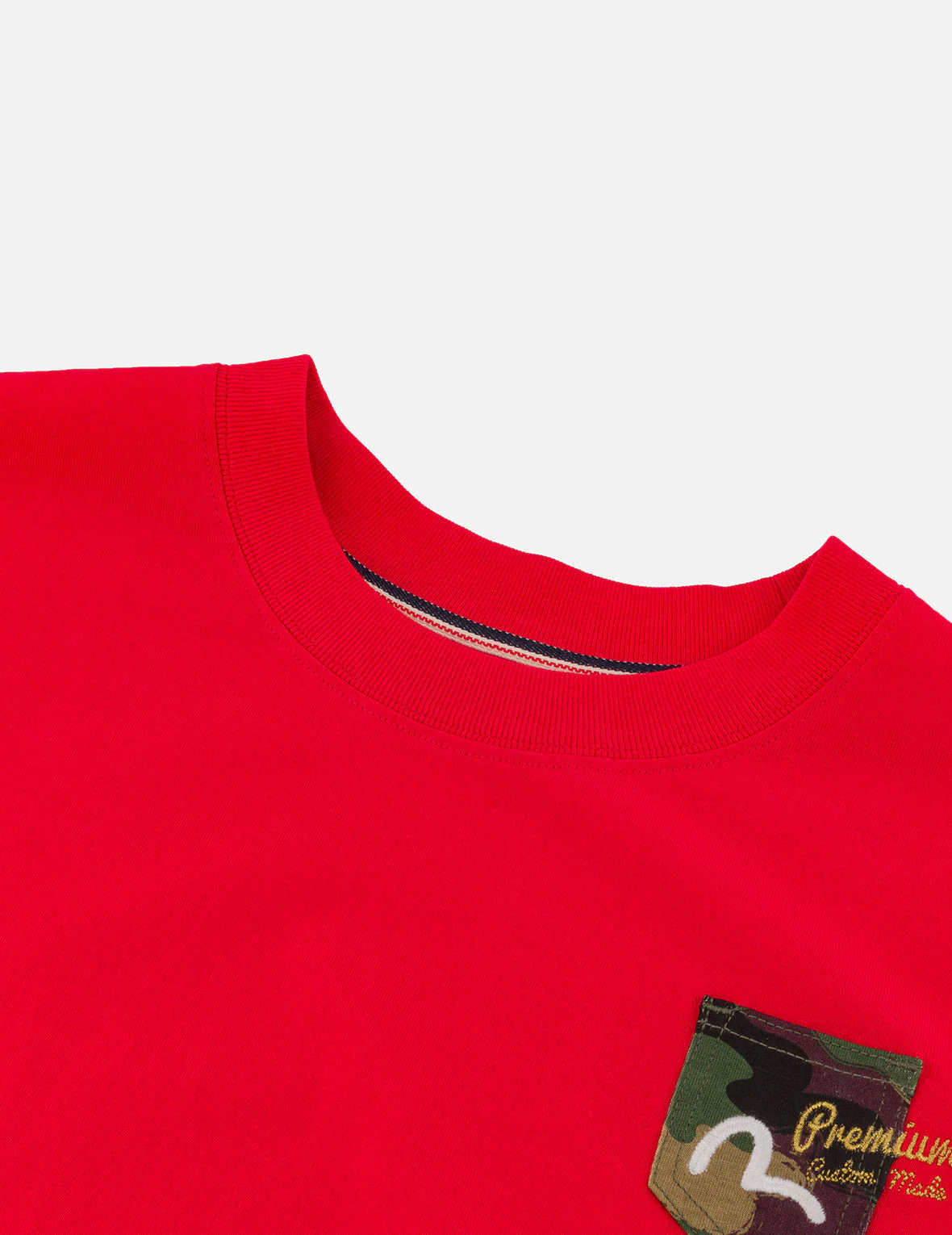 Multi-embroidery and Multi-pocket Relax Fit T-shirt - Image 13