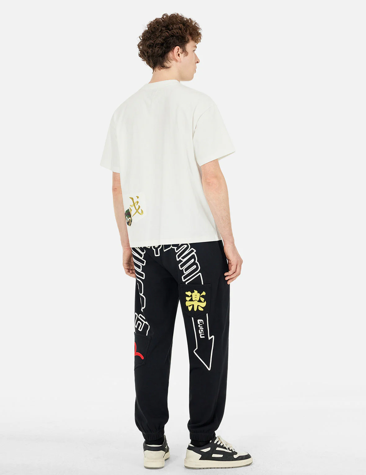 Multi-embroidery and Multi-pocket Relax Fit T-shirt - Image 6