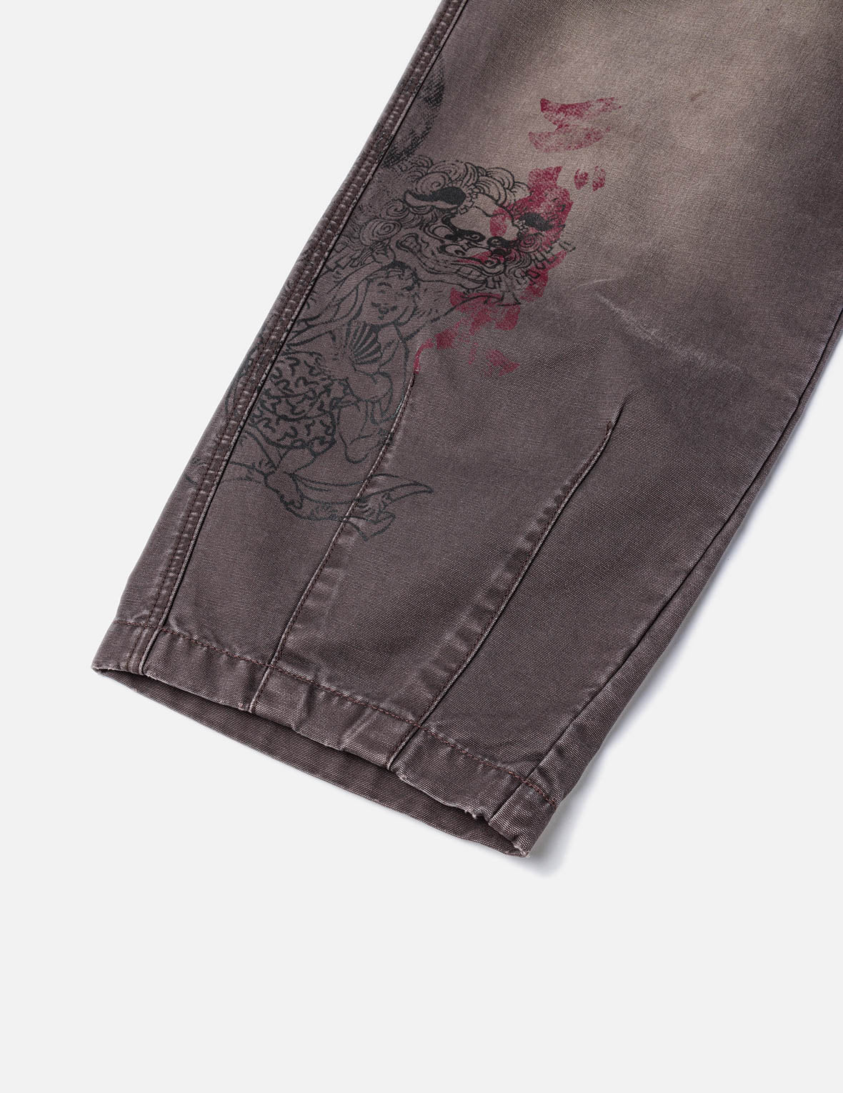 Multi Logos Print Balloon Fit Washed Woven Pants - Image 13