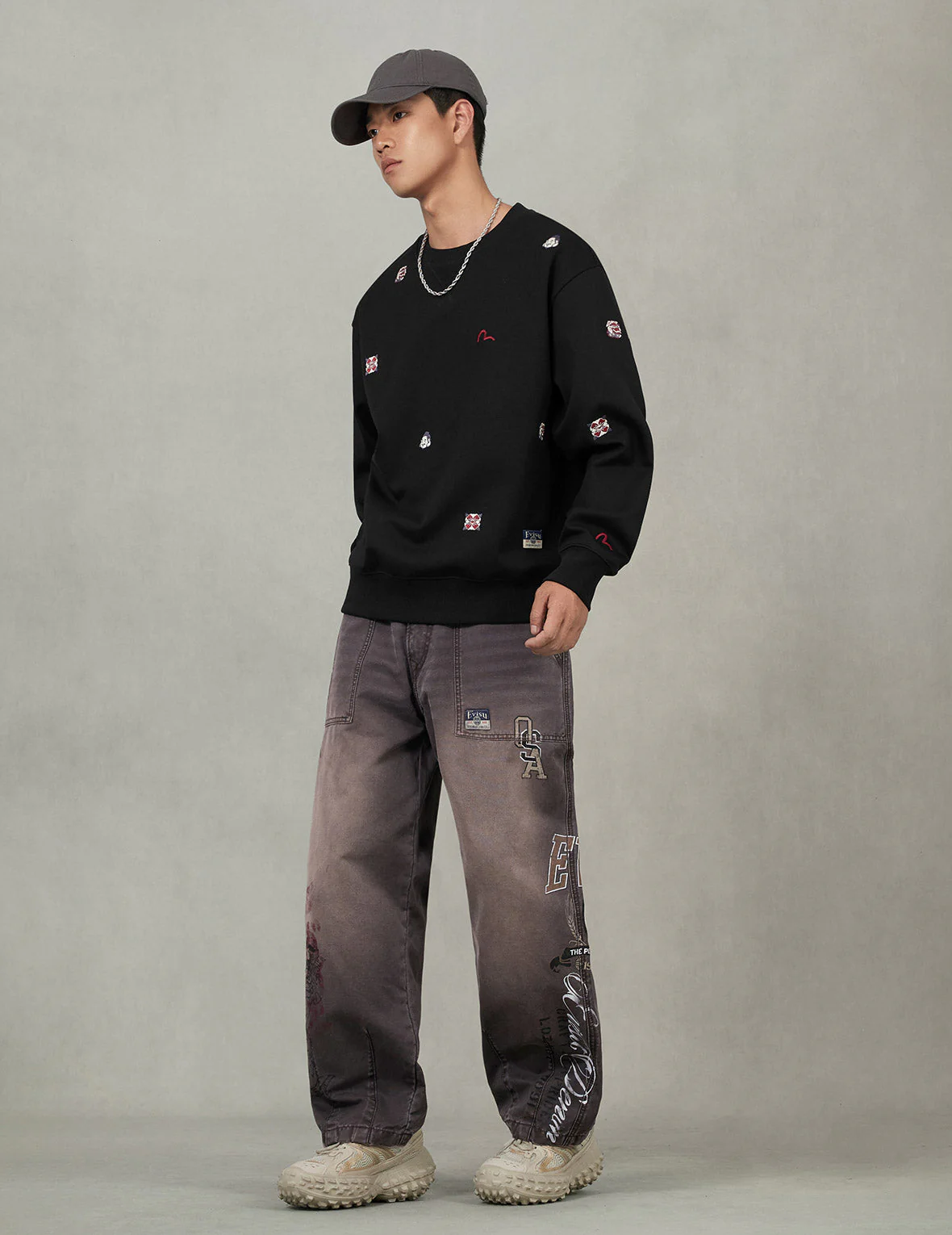 Multi Logos Print Balloon Fit Washed Woven Pants - Image 3
