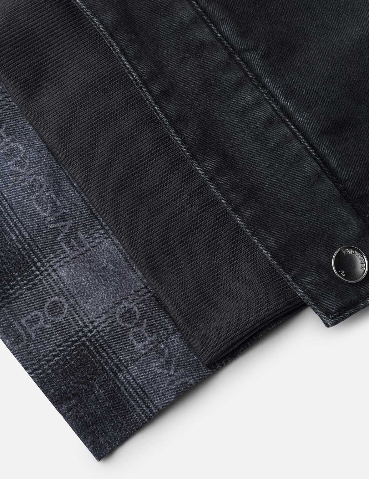 Multi-pocket and Layering Effect Relax Fit Trucker Jacket - Image 9