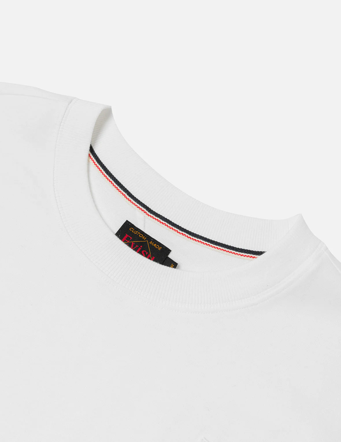Multi-Pocket and Multi-Print Detail Relax Fit T-Shirt - Image 15