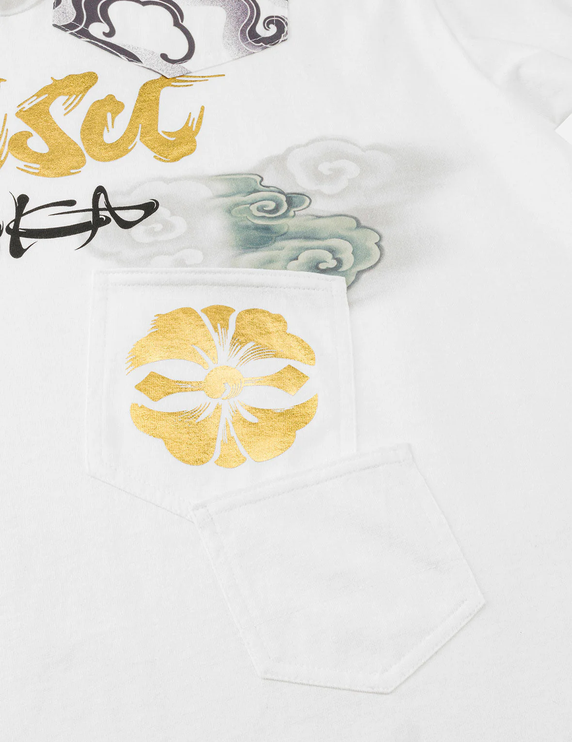 Multi-Pocket Foil Print T-Shirt - Image 15