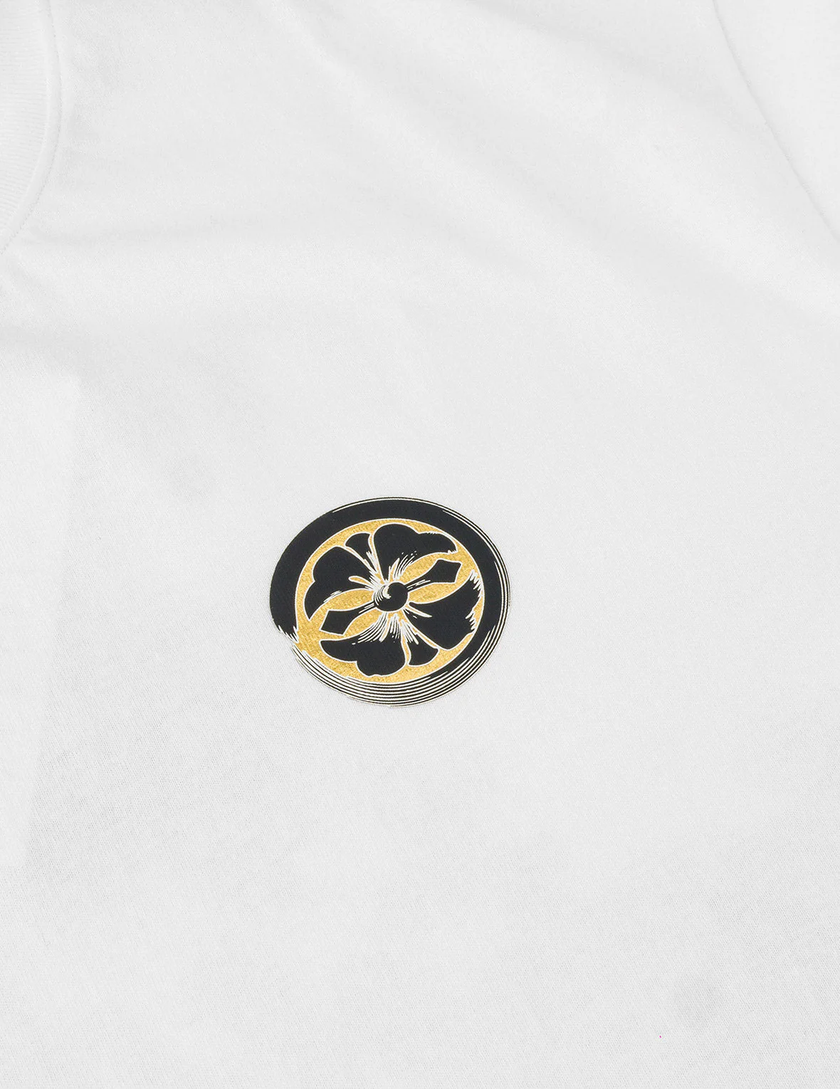 Multi-Pocket Foil Print T-Shirt - Image 17