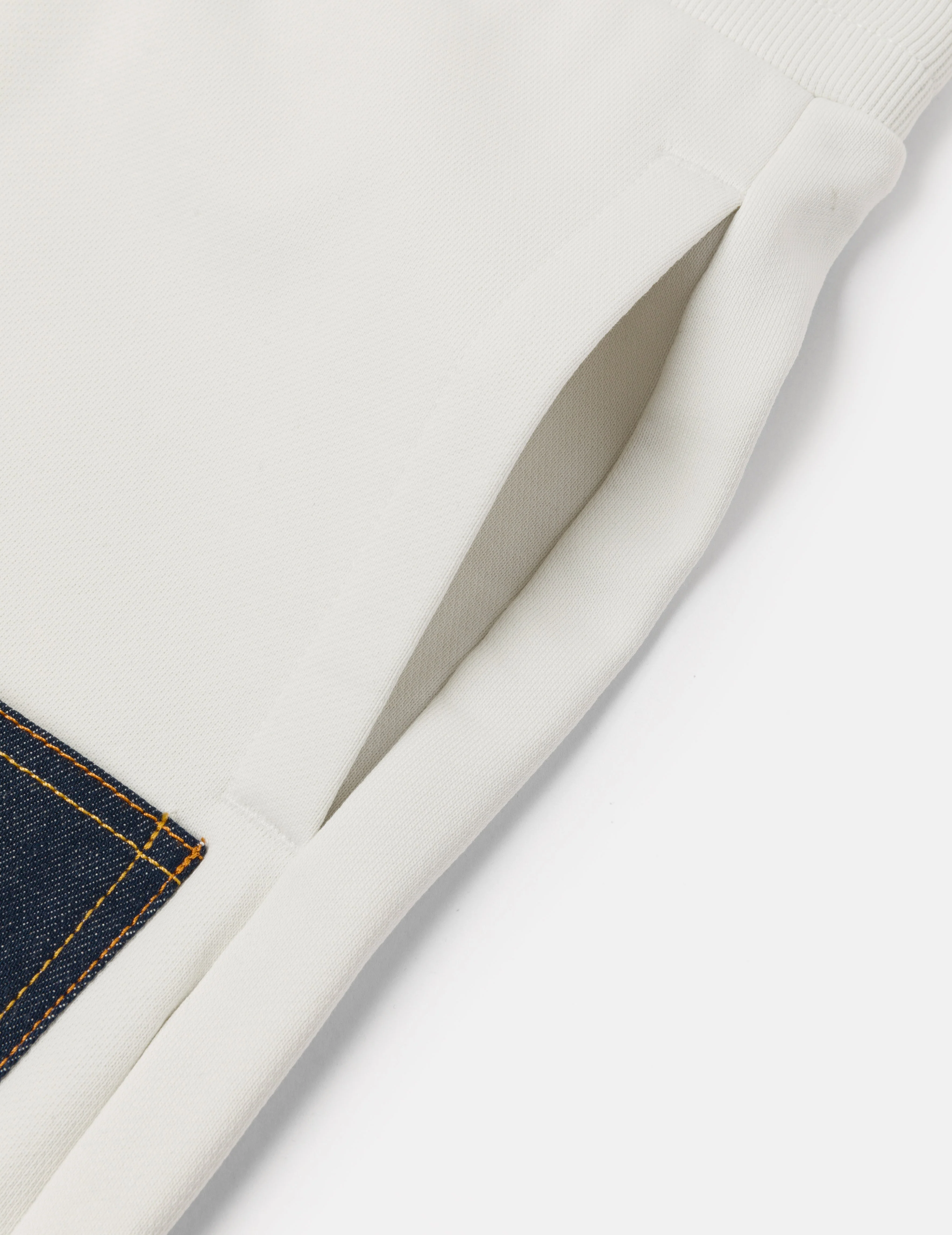 Multi-Pocket Regular Fit Sweatshorts - Image 13