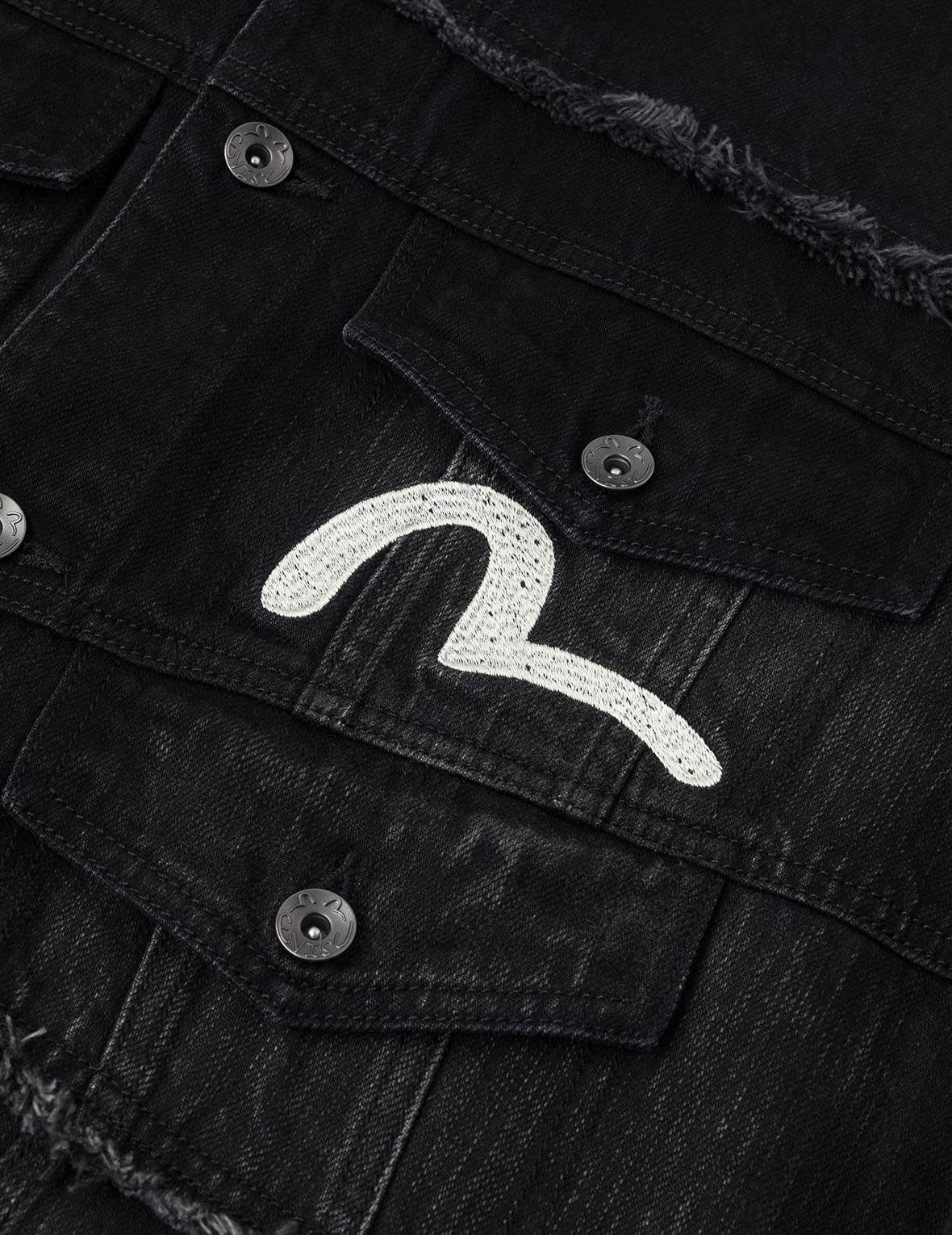 Multi-Pocket Relax Fit Washed Denim Jacket - Image 7