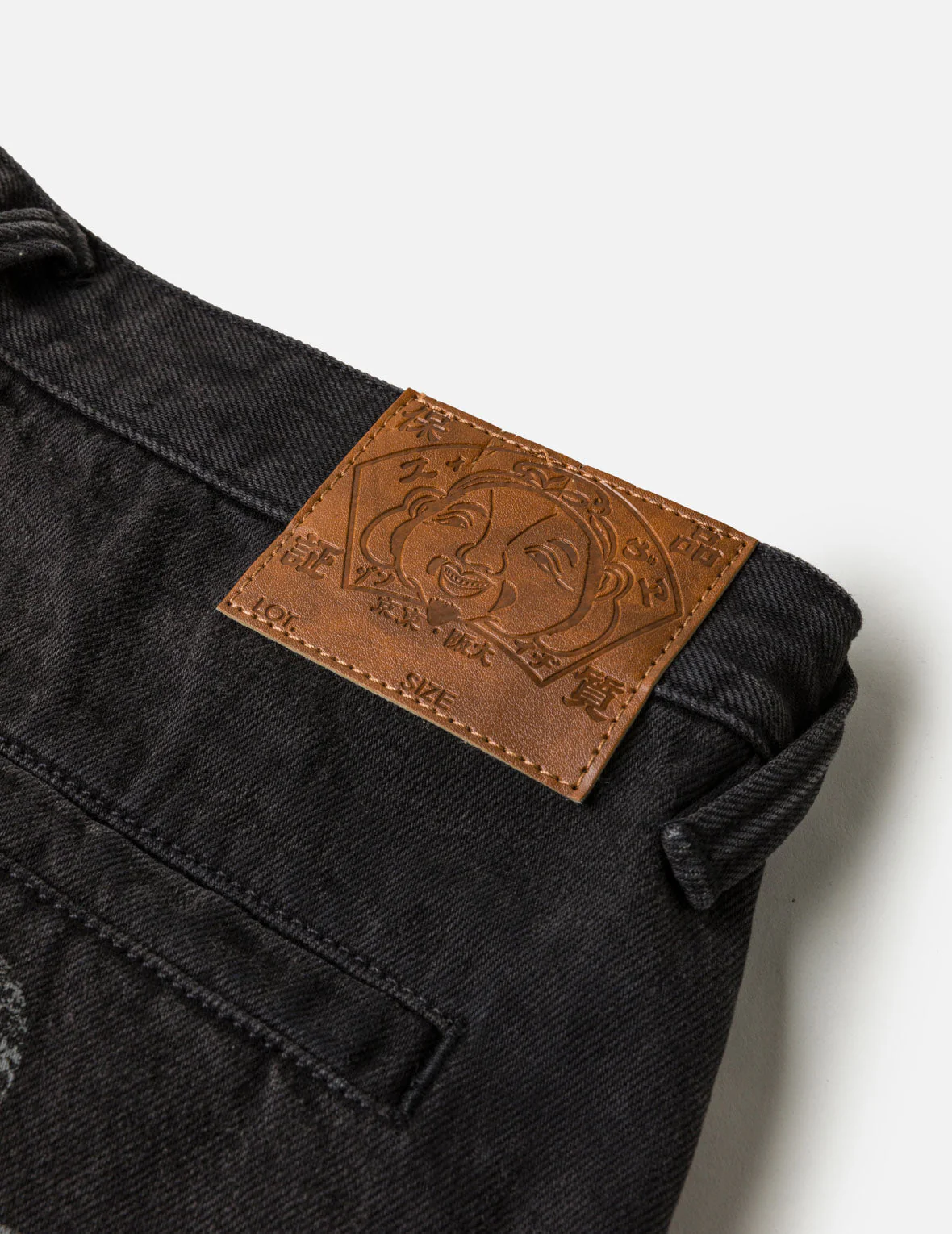 Multi-Pocket Seagull Black Jorts - Image 10