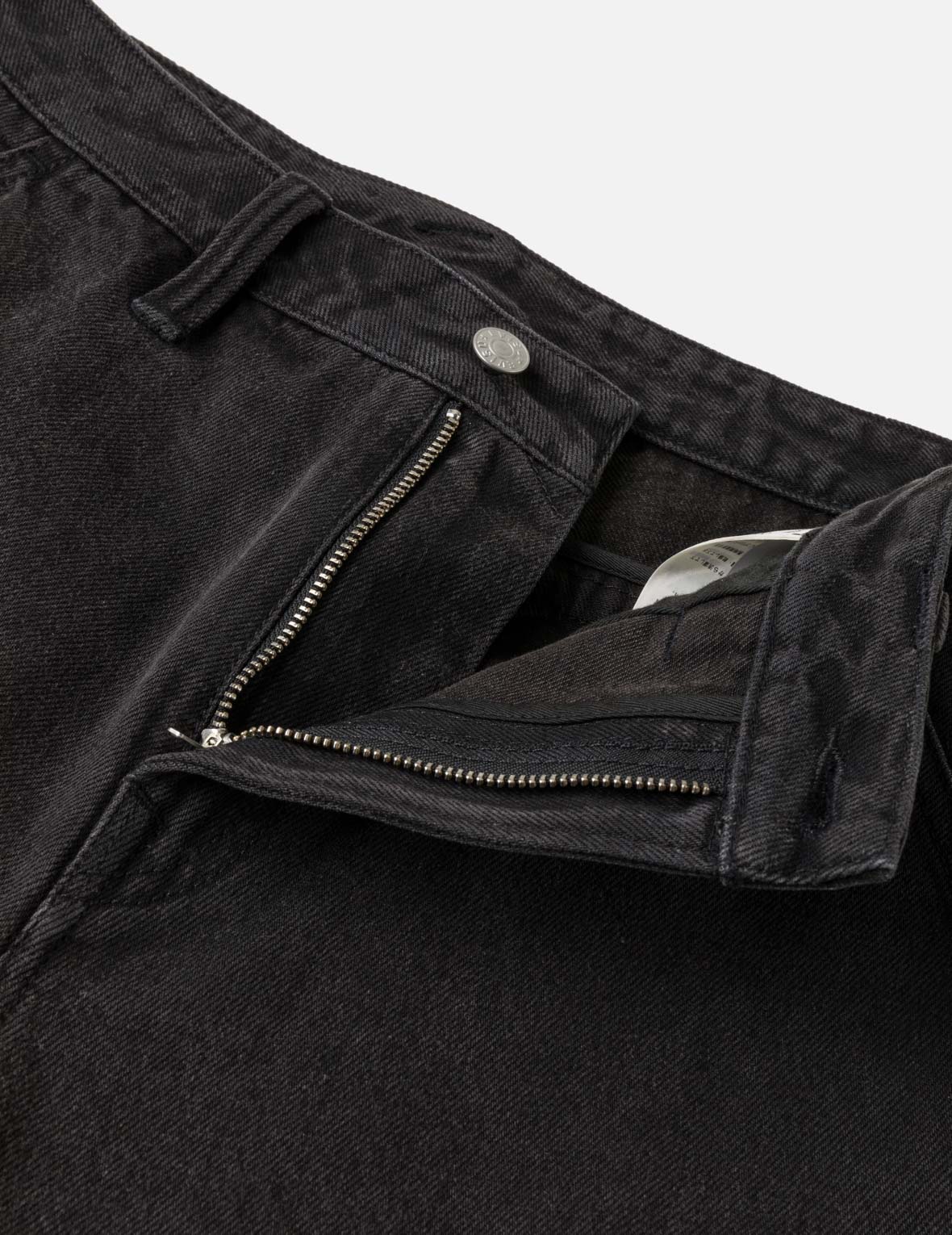 Multi-Pocket Seagull Black Jorts - Image 12