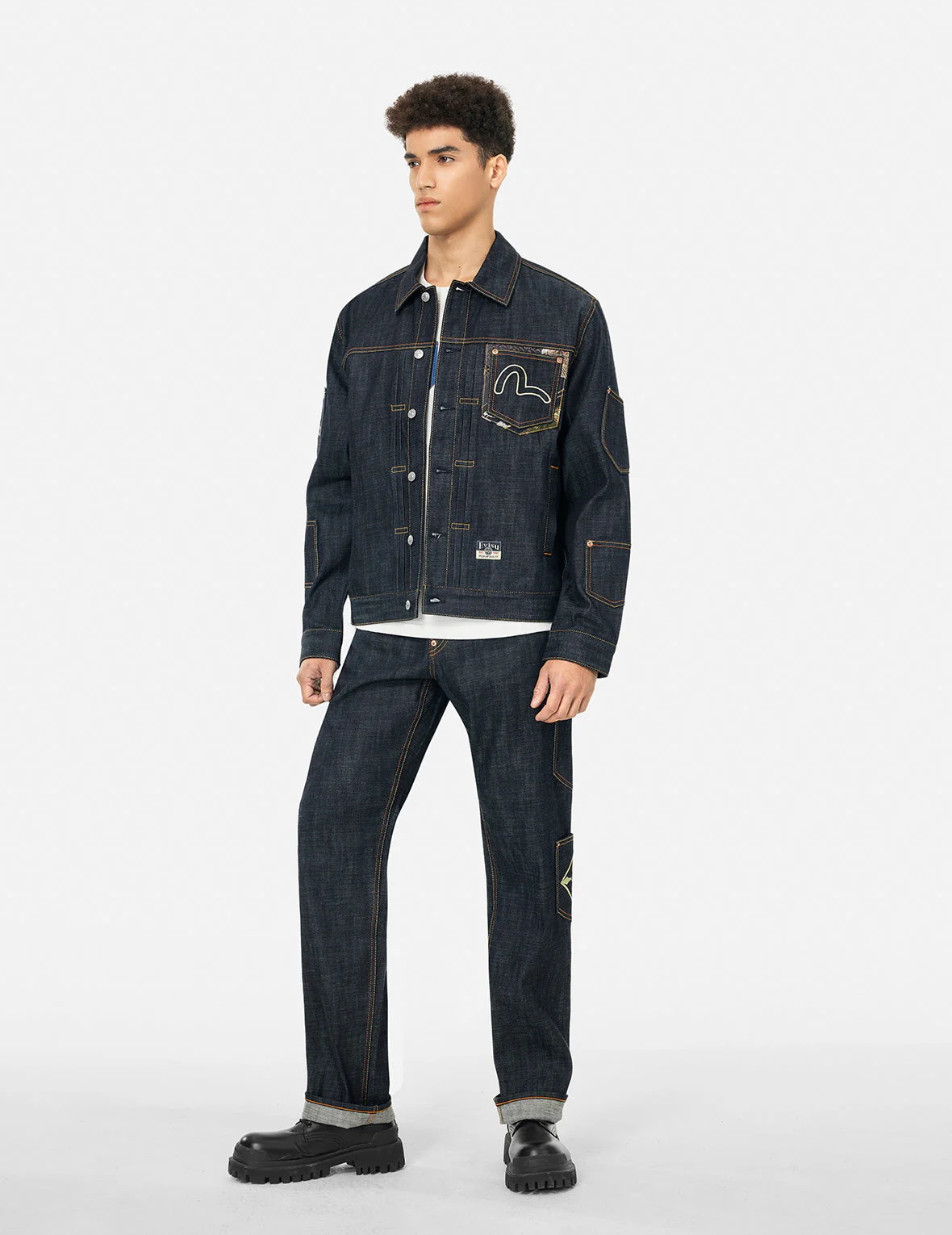 Multi-Pocket with Brocade Patch Regular Fit Denim Jacket - Image 3