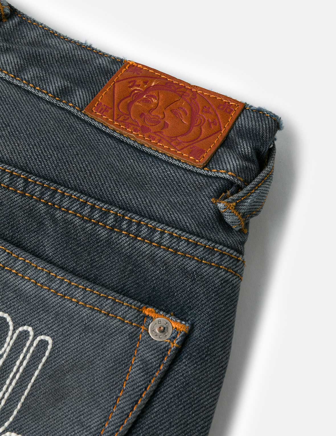 Multi-Pocket with Multi Logos Embroidery Cropped Jeans - Image 11