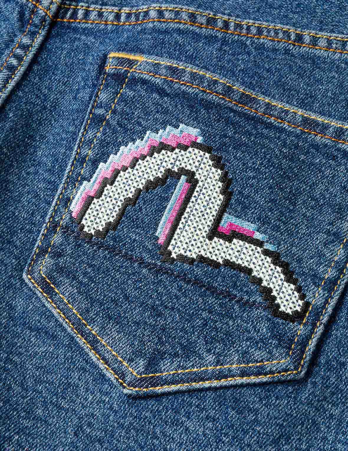 Pixel Seagull Embroidery Relax Jeans - Image 8