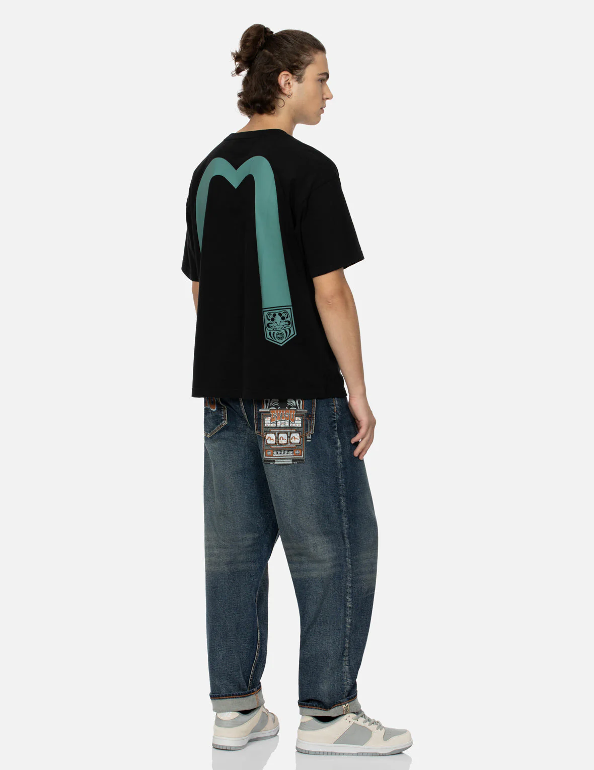 Pocket-shaped Daruma Daicock Print Relax Fit T-shirt - Image 3