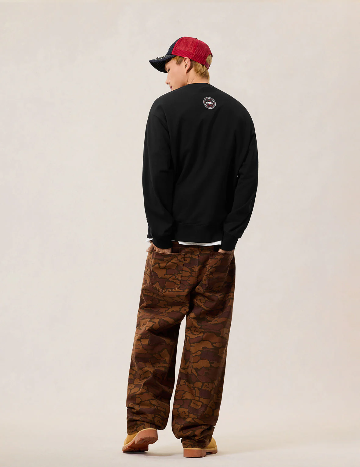 Poker Lucky Dice Embroidery Sweatshirt - Black - Image 13
