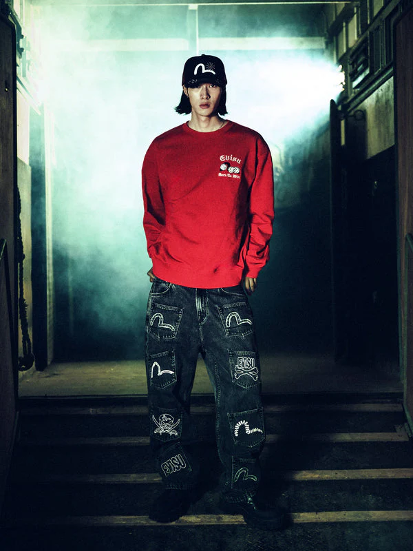 Poker Lucky Dice Embroidery Sweatshirt - Red - Image 5
