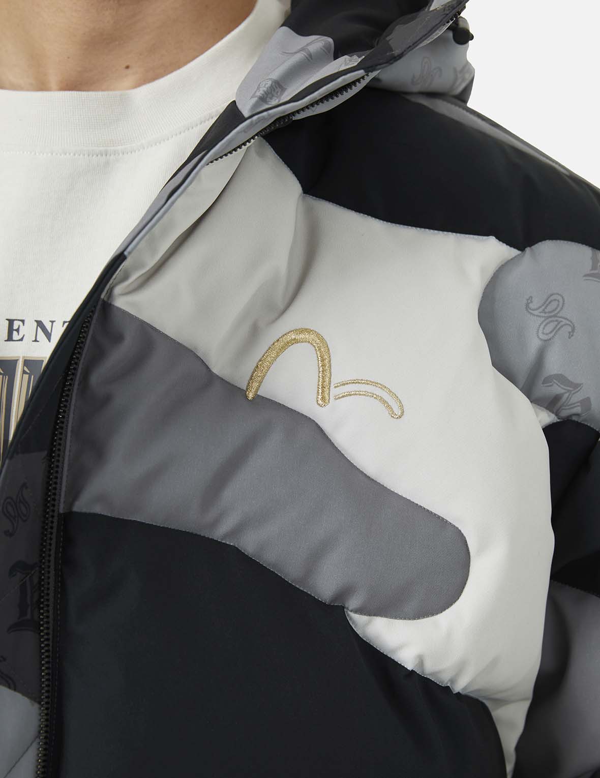 Quilted Camouflage Panels and Allover Logo Print Loose Fit Down Jacket - Image 6