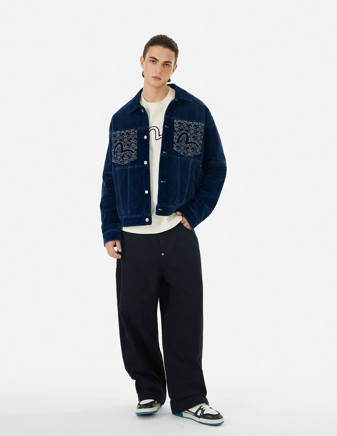 Seagull and Allover Kamon Embroidery Pockets Loose Fit Padded Denim Jacket - Image 5