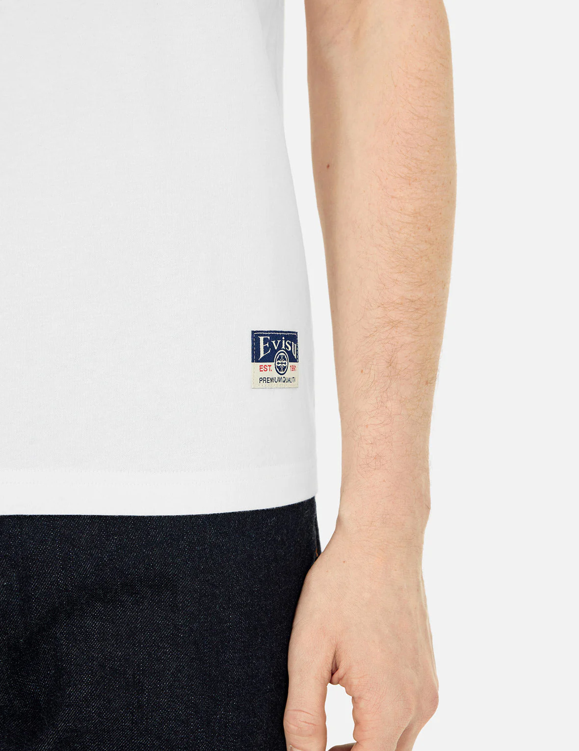 Seagull and Daruma Totem Print Regular Fit T-shirt - Image 11