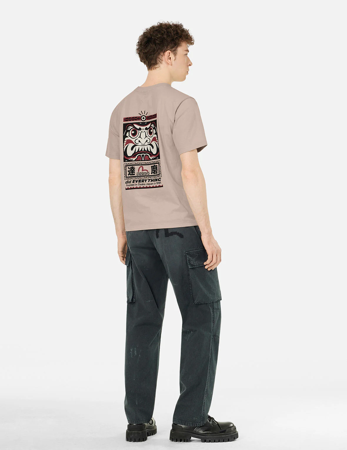 Seagull and Daruma Totem Print Regular Fit T-shirt - Image 6